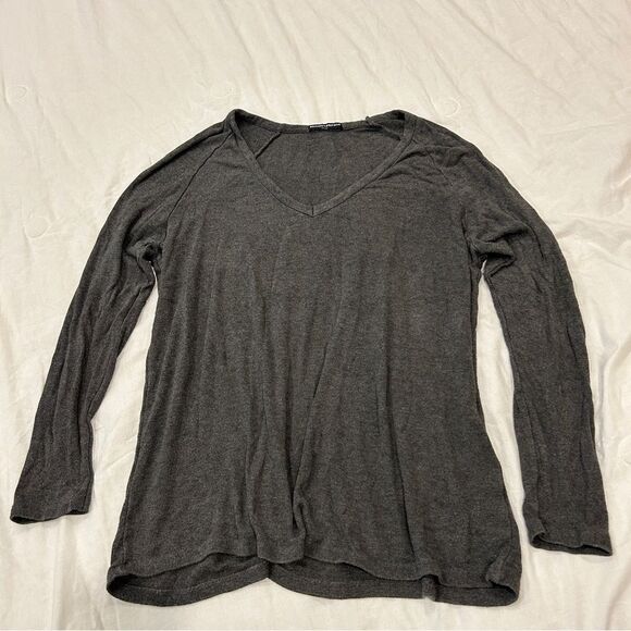 Brandy Melville Women's Dark Gray V-Neck Long Sleeve Tees Top One Size - Picture 5 of 10